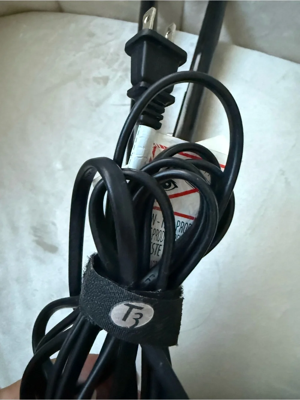 T3 straightener black